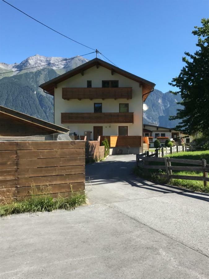 Pferdehof Bachegg Villa Tobadill Exteriör bild